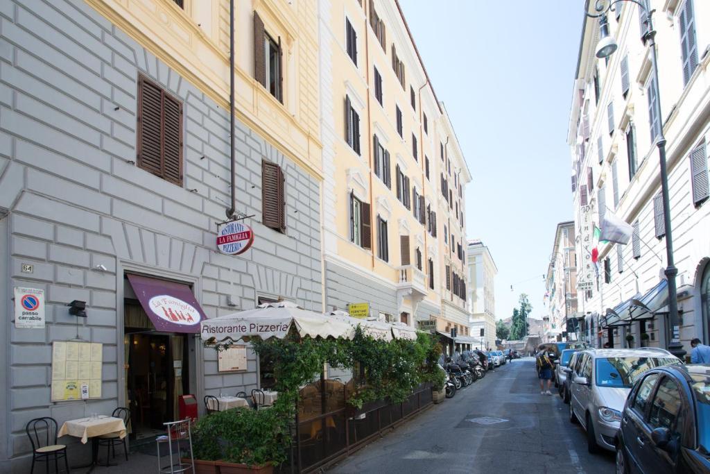 Caffe' E Cuscino Ξενοδοχείο Ρώμη Εξωτερικό φωτογραφία